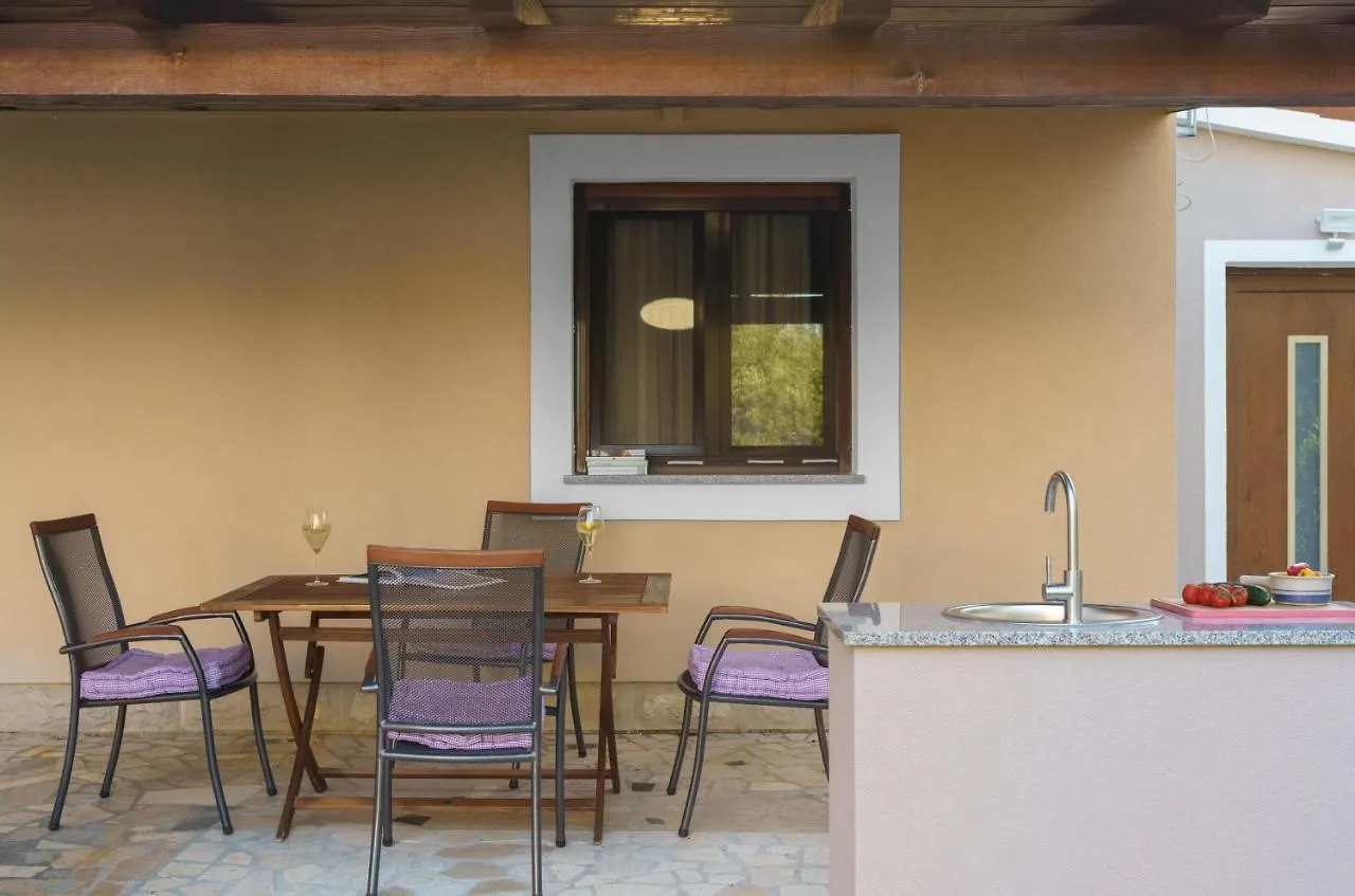 Argonave 6 Apartment بولا